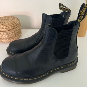 Dr Martens Chelsea Boot